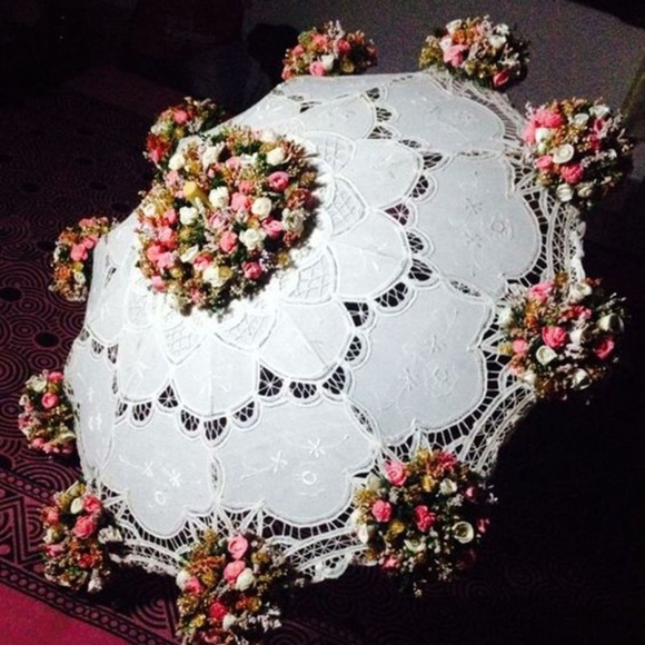 Meet your Posher, Mary - Picture 4 of 8